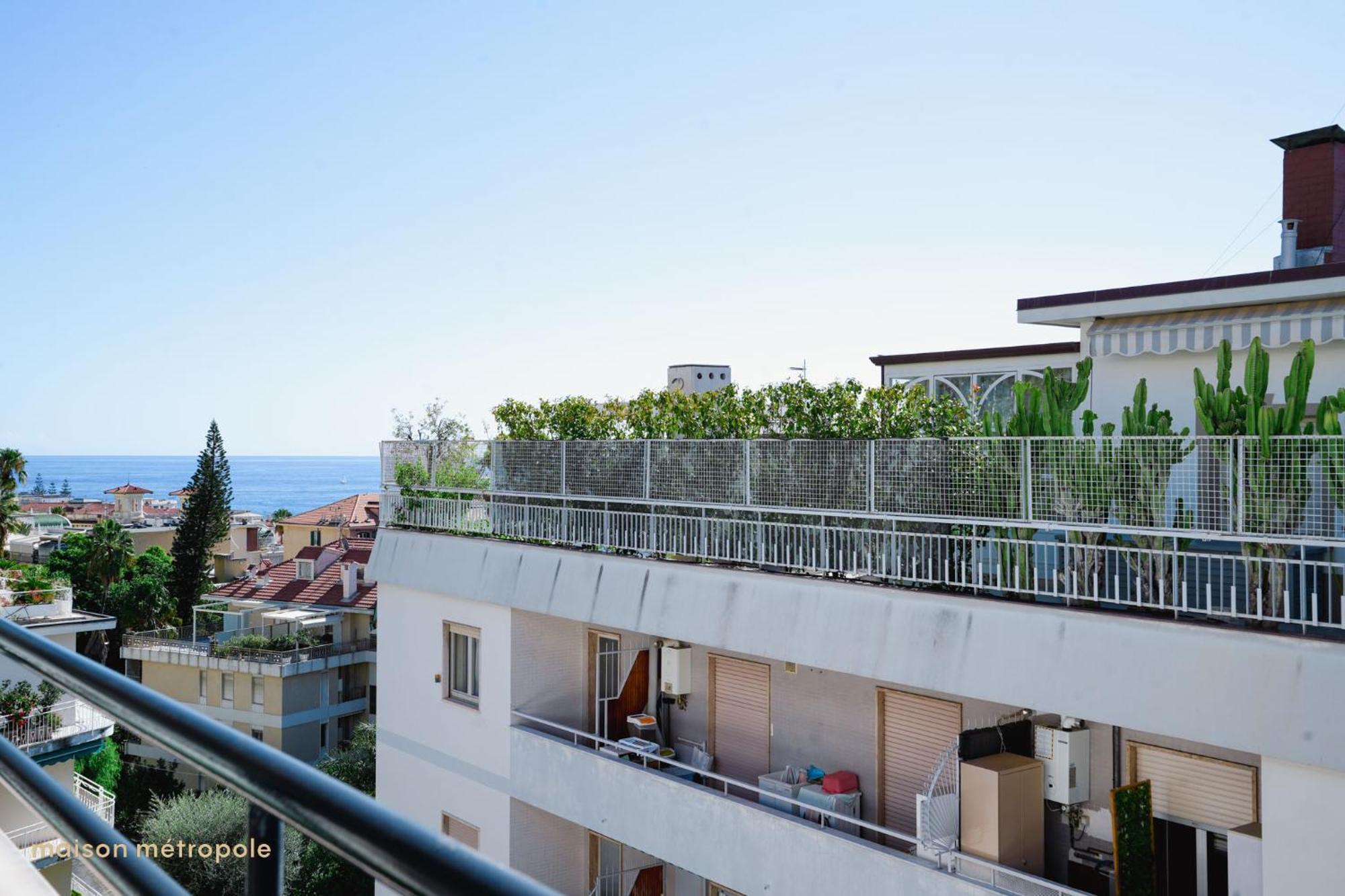 Center Apartment, Sea View & Terrace *